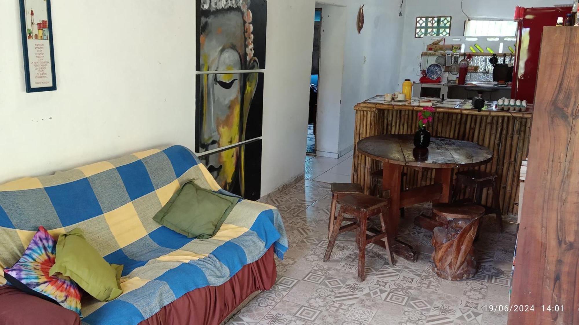 Eco Hostel Lunar Соуре Екстериор снимка