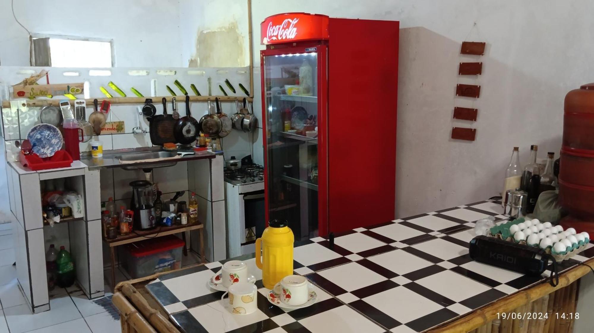 Eco Hostel Lunar Соуре Екстериор снимка